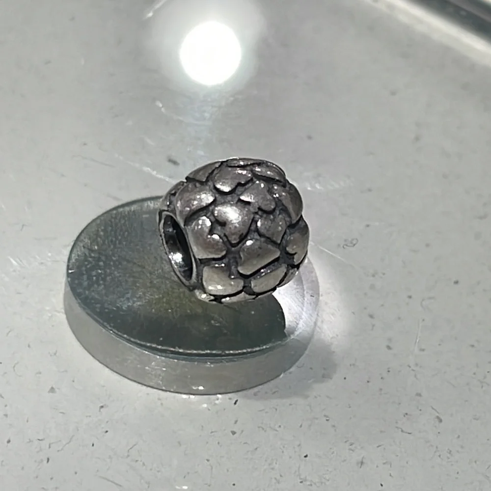 790174 Retired Pandora Lots of Love Heart Charm Bead S925 Sterling Silver - Picture 3 of 3